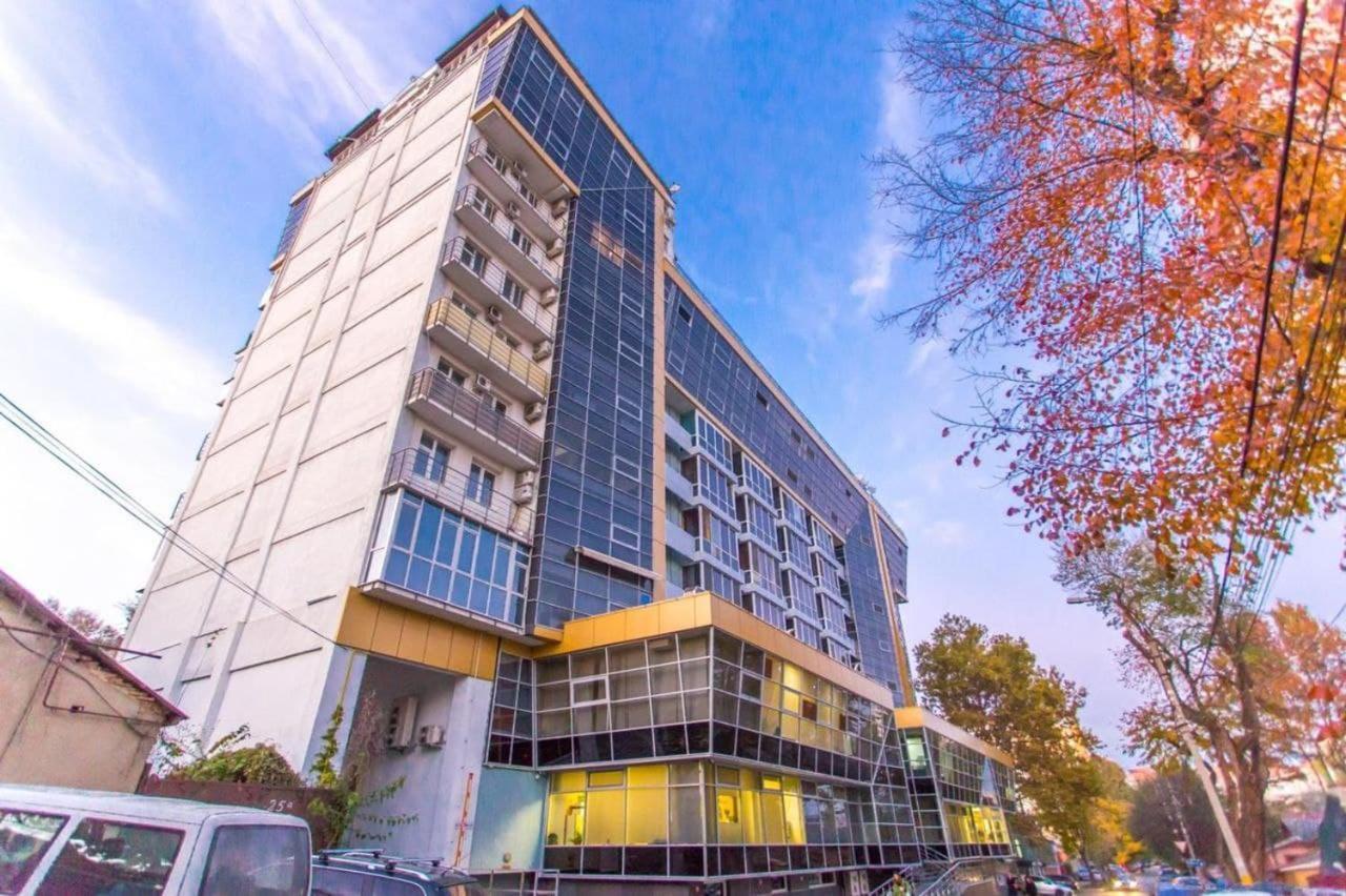 Ultracentral Spacious Apartment Chisinau Exterior foto