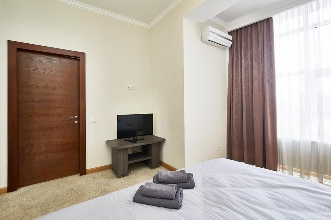 Ultracentral Spacious Apartment Chisinau Exterior foto